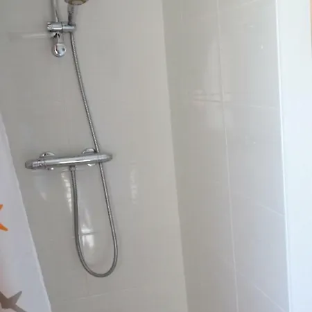 With One Bedroom In With Shared Pool Furnished Terrace And Wifi Casa de Férias